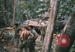 Immagine di Undicesimo Armored reggimento di cavalleria Cambogia, 1970, secondo 25 filmato di repertorio 65675021062