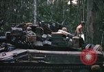 Immagine di Undicesimo Armored reggimento di cavalleria Cambogia, 1970, secondo 44 filmato di repertorio 65675021062