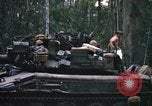 Immagine di Undicesimo Armored reggimento di cavalleria Cambogia, 1970, secondo 46 filmato di repertorio 65675021062