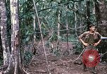 Standbild 1 Air Cavalry Division Kambodscha, 1970, aus Sekunde 15 historischem Filmmaterial Videoclip 65675021064