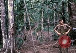 Standbild 1 Air Cavalry Division Kambodscha, 1970, aus Sekunde 17 historischem Filmmaterial Videoclip 65675021064