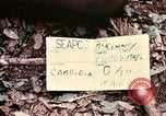 Standbild 1 Air Cavalry Division Kambodscha, 1970, aus Sekunde 3 historischem Filmmaterial Videoclip 65675021065