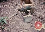 Standbild 1 Air Cavalry Division Kambodscha, 1970, aus Sekunde 19 historischem Filmmaterial Videoclip 65675021067