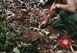 Standbild 1 Air Cavalry Division Kambodscha, 1970, aus Sekunde 13 historischem Filmmaterial Videoclip 65675021068