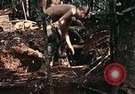 Standbild 1 Air Cavalry Division Kambodscha, 1970, aus Sekunde 46 historischem Filmmaterial Videoclip 65675021068