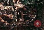 Standbild 1 Air Cavalry Division Kambodscha, 1970, aus Sekunde 47 historischem Filmmaterial Videoclip 65675021068