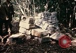 Standbild 1 Air Cavalry Division Kambodscha, 1970, aus Sekunde 20 historischem Filmmaterial Videoclip 65675021069