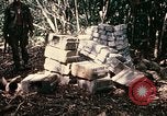 Standbild 1 Air Cavalry Division Kambodscha, 1970, aus Sekunde 23 historischem Filmmaterial Videoclip 65675021069