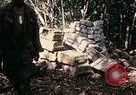 Standbild 1 Air Cavalry Division Kambodscha, 1970, aus Sekunde 29 historischem Filmmaterial Videoclip 65675021069