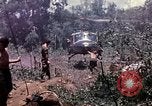 Standbild 1 Air Cavalry Division Kambodscha, 1970, aus Sekunde 47 historischem Filmmaterial Videoclip 65675021070