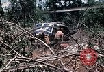 Standbild 1 Air Cavalry Division Kambodscha, 1970, aus Sekunde 54 historischem Filmmaterial Videoclip 65675021070