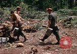 Standbild 1 Air Cavalry Division Kambodscha, 1970, aus Sekunde 27 historischem Filmmaterial Videoclip 65675021071