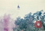 Immagine di 1° aria divisione di cavalleria Cambogia, 1970, secondo 30 filmato di repertorio 65675021072