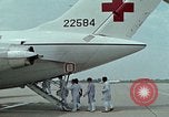 Image l'évacuation aéromédicale United States USA, 1973, de la seconde 17 séquences d'archives historiques vidéo 65675021085