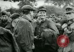 Immagine di Prigionieri tedeschi Francia, 1944, secondo 40 filmato di repertorio 65675021090