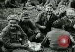 Immagine di Prigionieri tedeschi Francia, 1944, secondo 44 filmato di repertorio 65675021090