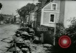 Image de la libération de la France Lisieux France, 1944, de la seconde 4 séquences d'archives historiques vidéo 65675021091