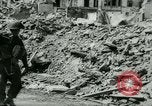 Image de la libération de la France Lisieux France, 1944, de la seconde 12 séquences d'archives historiques vidéo 65675021091