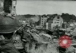 Image de la libération de la France Lisieux France, 1944, de la seconde 20 séquences d'archives historiques vidéo 65675021091