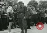 Image de la libération de la France Lisieux France, 1944, de la seconde 39 séquences d'archives historiques vidéo 65675021091