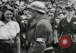 Image de la libération de la France Lisieux France, 1944, de la seconde 42 séquences d'archives historiques vidéo 65675021091