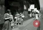 Image Champs Elysees Paris France, 1956, de la seconde 60 séquences d'archives historiques vidéo 65675021100
