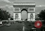 Standbild Pariser Wahrzeichen Paris Frankreich, 1956, aus Sekunde 27 historischem Filmmaterial Videoclip 65675021101