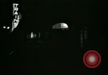 Standbild Männer und Frauen an der Bar und Hotel Paris Frankreich, 1956, aus Sekunde 44 historischem Filmmaterial Videoclip 65675021102