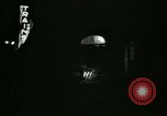 Standbild Männer und Frauen an der Bar und Hotel Paris Frankreich, 1956, aus Sekunde 45 historischem Filmmaterial Videoclip 65675021102