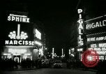 Image Pigalle Paris France, 1956, de la seconde 30 séquences d'archives historiques vidéo 65675021104