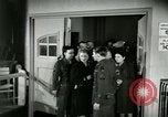 Image Stage Door cantine Paris France, 1945, de la seconde 10 séquences d'archives historiques vidéo 65675021105