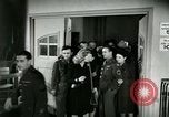 Image Stage Door cantine Paris France, 1945, de la seconde 11 séquences d'archives historiques vidéo 65675021105