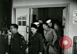 Image Stage Door cantine Paris France, 1945, de la seconde 14 séquences d'archives historiques vidéo 65675021105