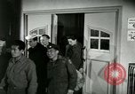 Image Stage Door cantine Paris France, 1945, de la seconde 16 séquences d'archives historiques vidéo 65675021105