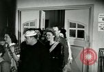 Image Stage Door cantine Paris France, 1945, de la seconde 37 séquences d'archives historiques vidéo 65675021105