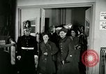Image Stage Door cantine Paris France, 1945, de la seconde 46 séquences d'archives historiques vidéo 65675021105