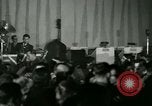Standbild Stage Door Canteen Paris Frankreich, 1945, aus Sekunde 17 historischem Filmmaterial Videoclip 65675021108