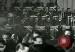 Standbild Stage Door Canteen Paris Frankreich, 1945, aus Sekunde 36 historischem Filmmaterial Videoclip 65675021108