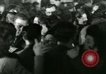 Standbild Stage Door Canteen Paris Frankreich, 1945, aus Sekunde 43 historischem Filmmaterial Videoclip 65675021108