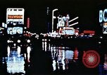 Standbild Times Square Neon Lights New York City USA, 1954, aus Sekunde 29 historischem Filmmaterial Videoclip 65675021109