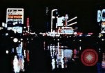 Standbild Times Square Neon Lights New York City USA, 1954, aus Sekunde 35 historischem Filmmaterial Videoclip 65675021109