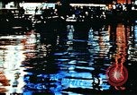 Standbild Times Square Neon Lights New York City USA, 1954, aus Sekunde 62 historischem Filmmaterial Videoclip 65675021109