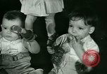 Immagine di Festa di Natale New York United States USA, 1947, secondo 31 filmato di repertorio 65675021113