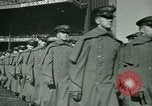 Standbild American Football New York City USA, 1944, aus Sekunde 14 historischem Filmmaterial Videoclip 65675021119