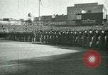 Standbild American Football New York City USA, 1944, aus Sekunde 23 historischem Filmmaterial Videoclip 65675021119
