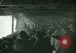 Standbild American Football New York City USA, 1944, aus Sekunde 29 historischem Filmmaterial Videoclip 65675021119