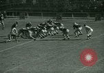 Standbild American Football New York City USA, 1944, aus Sekunde 32 historischem Filmmaterial Videoclip 65675021119