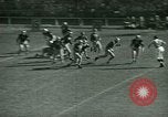Standbild American Football New York City USA, 1944, aus Sekunde 35 historischem Filmmaterial Videoclip 65675021119