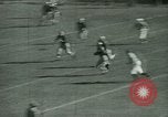 Standbild American Football New York City USA, 1944, aus Sekunde 36 historischem Filmmaterial Videoclip 65675021119