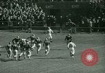 Standbild American Football New York City USA, 1944, aus Sekunde 46 historischem Filmmaterial Videoclip 65675021119